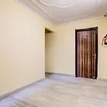 Hotel O Uttam Nagar Near Akash Hospital