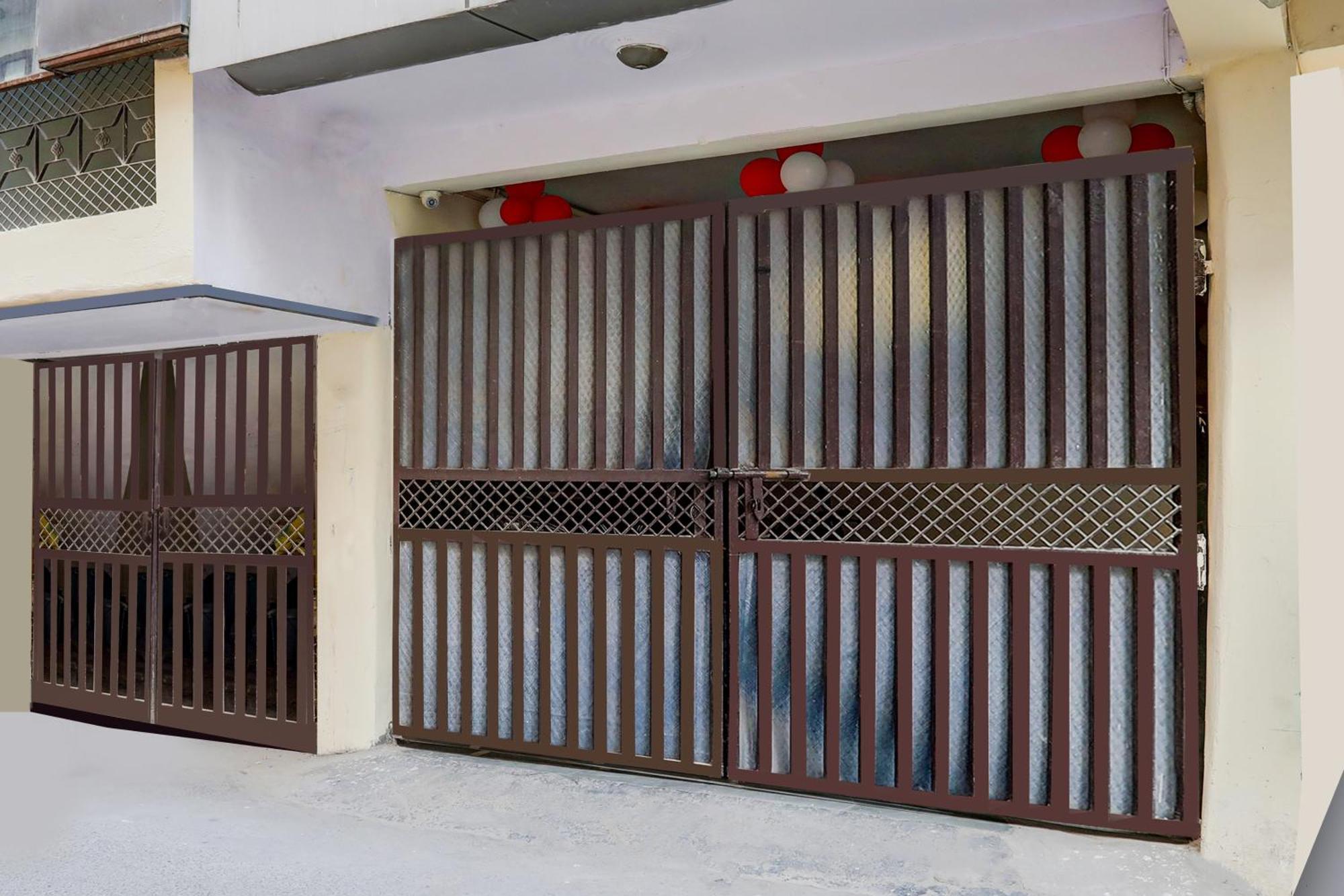 Hotel O Uttam Nagar Near Akash Hospital New Delhi